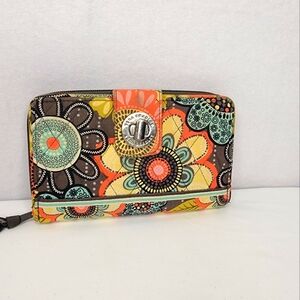 Vera Bradley Floral Multicolor Women's Wallet. P161‎